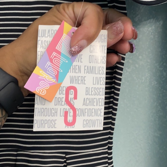 Lula roe stripped dress - Picture 2 of 2